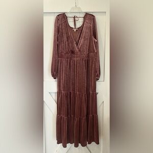 NWT Women’s Knox Rose Velvet Dress 1X